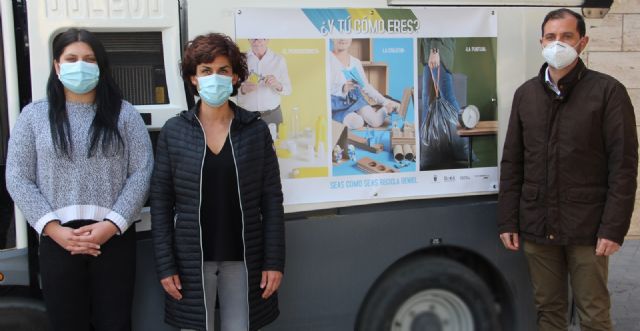 El Ayuntamiento y Sermubeniel lanzan una campaña para enseñar a reciclar de una manera más eficiente a los vecinos y vecinas