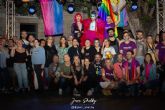 Epéntica desafía los fenómenos atmosféricos y llena de color la plaza de Beniel - Foto 1