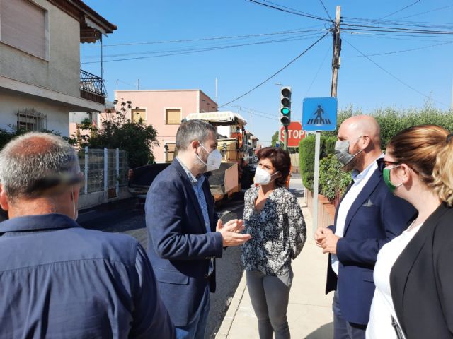 La Comunidad avanza en las obras de mejora en dos caminos rurales de Beniel