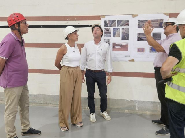 La Comunidad subvenciona con 70.000 euros la reforma del pabellón de Beniel La Comunidad subvenciona con 70.000 euros la reforma del pabellón de Beniel