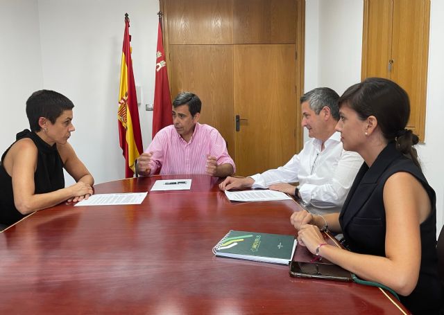 Proponen al Ayuntamiento de Beniel un acuerdo para mejorar el transporte público, similar al de Santomera